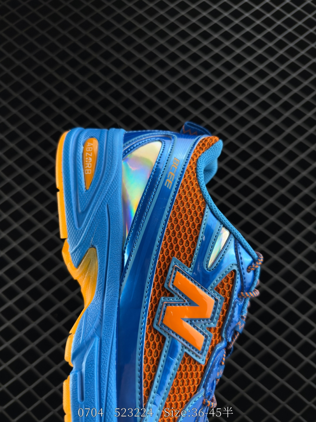 New Balance MR740